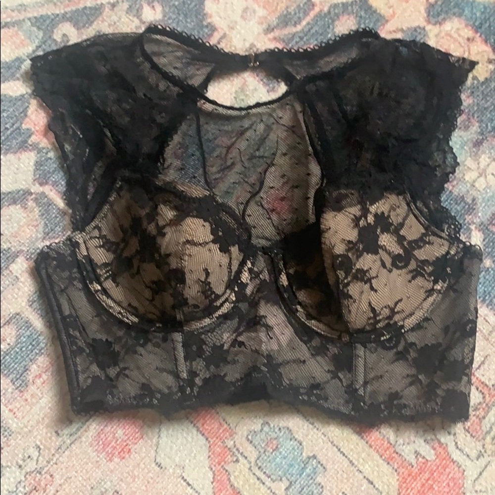 Lace bustier